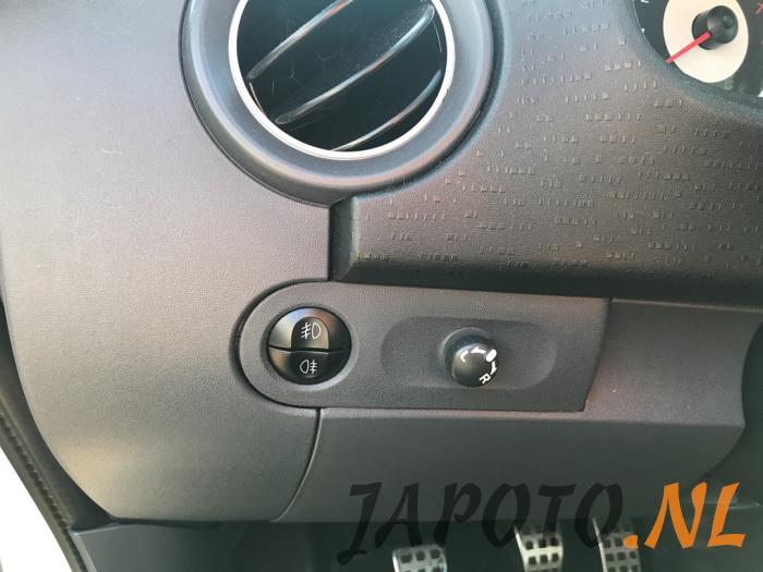 Mitsubishi Colt 1.5 16V CZT Turbo Sloopvoertuig (2011, Wit)