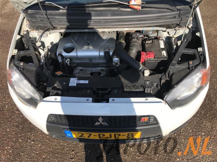 Mitsubishi Colt 1.5 16V CZT Turbo Sloopvoertuig (2011, Wit)