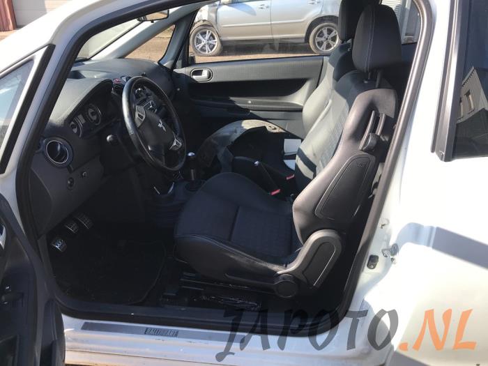 Mitsubishi Colt 1.5 16V CZT Turbo Sloopvoertuig (2011, Wit)