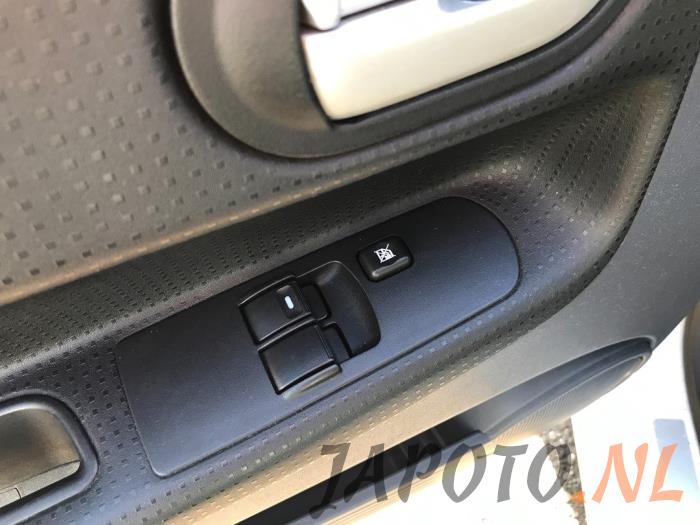 Mitsubishi Colt 1.5 16V CZT Turbo Sloopvoertuig (2011, Wit)