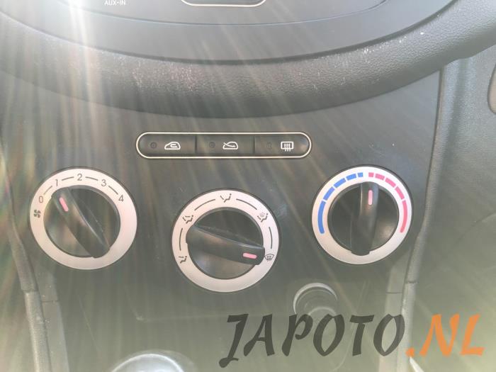 Hyundai i10 1.1i 12V Sloopvoertuig (2010, Zwart)