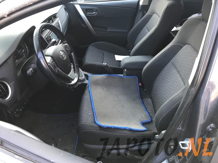 Toyota Auris 1.8 16V Hybrid Sloopvoertuig (2015, Blauw)