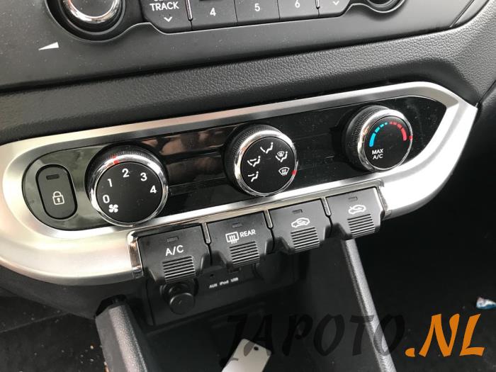 Kia Rio III 1.2 CVVT 16V Sloopvoertuig (2012, Zwart)