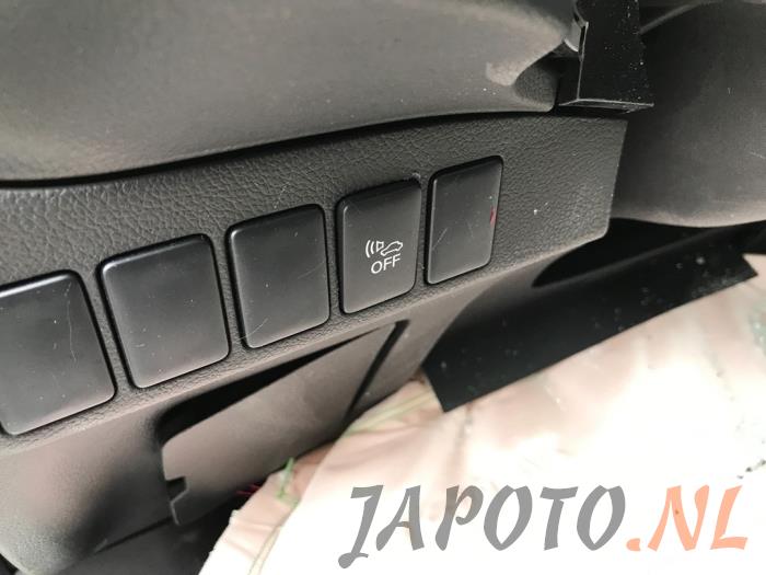 Mitsubishi Outlander 2.0 16V PHEV 4x4 Sloopvoertuig (2018, Wit)