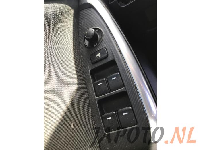 Mazda CX-5 I 2.2 SkyActiv-D 150 16V 2WD Sloopvoertuig (2016, Licht, Blauw)