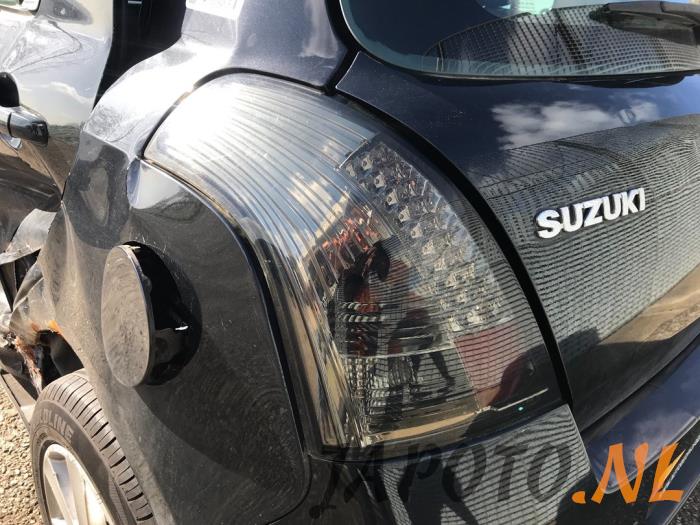 Suzuki Swift 1.3 VVT 16V Sloopvoertuig (2010, Zwart)