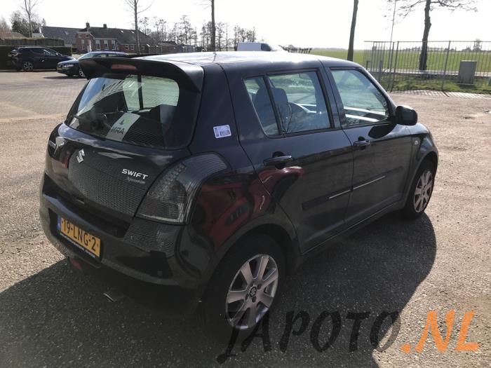Suzuki Swift 1.3 VVT 16V Sloopvoertuig (2010, Zwart)