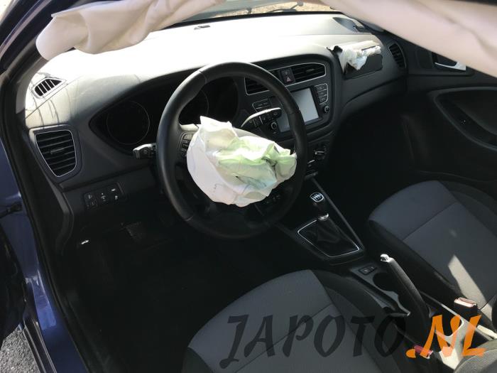 Hyundai i20 1.2i 16V Sloopvoertuig (2019, Blauw)