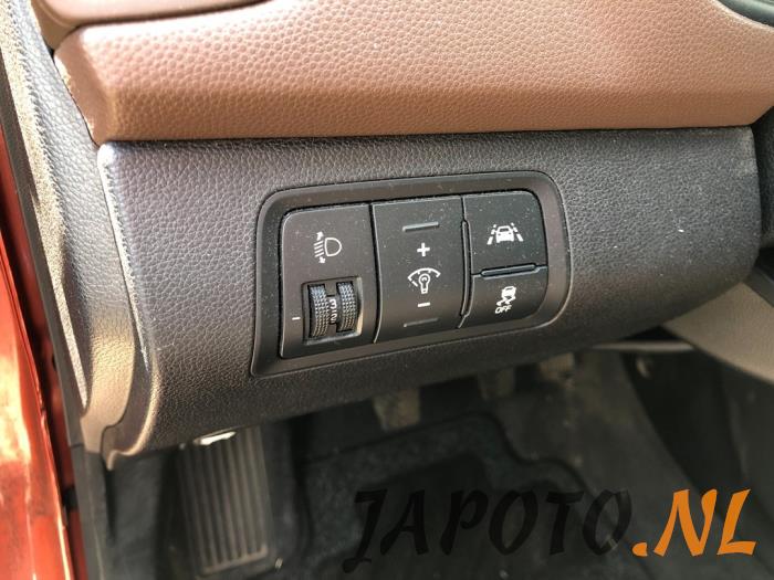 Hyundai I20 15- Sloopvoertuig (2018, Oranje)