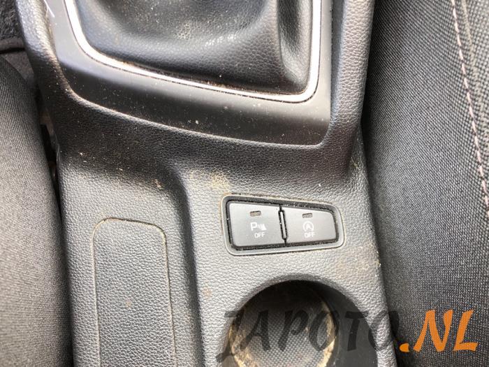 Hyundai I20 15- Sloopvoertuig (2018, Oranje)