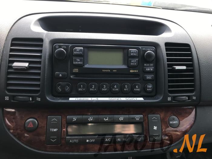 Toyota Camry 2.4i 16V VVT-i Sloopvoertuig (2003, Grijs)