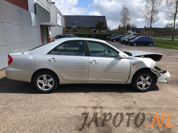 Toyota Camry 2.4i 16V VVT-i Sloopvoertuig (2003, Grijs)