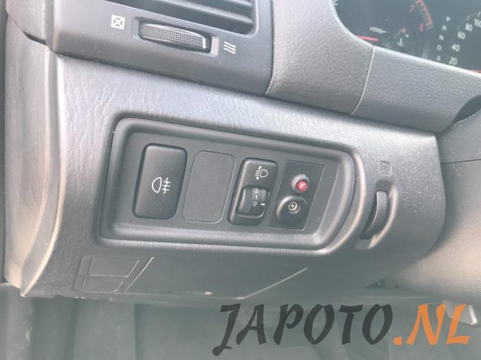 Toyota Camry 2.4i 16V VVT-i Sloopvoertuig (2003, Grijs)