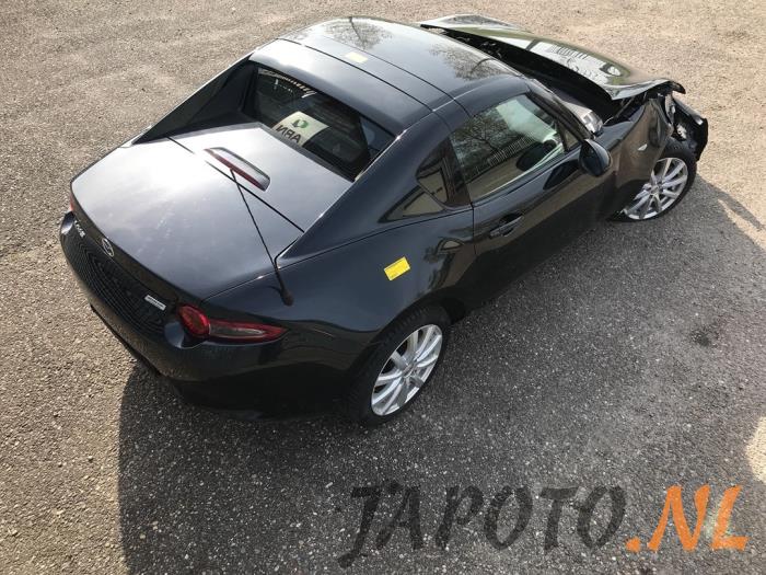 Mazda MX-5 RF 2.0 SkyActiv G-160 16V Sloopvoertuig (2018, Metallic, Zwart)