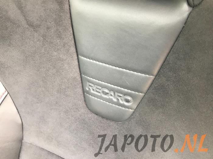 Mazda MX-5 RF 2.0 SkyActiv G-160 16V Sloopvoertuig (2018, Metallic, Zwart)