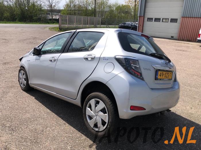 Toyota Yaris III 1.5 16V Hybrid Sloopvoertuig (2012, Grijs)