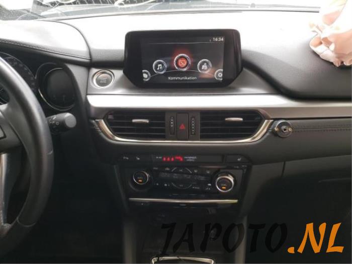 Mazda 6 SportBreak 2.2 SkyActiv-D 150 16V Sloopvoertuig (2015, Metallic, Zwart)