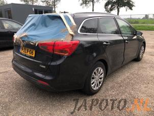 Kia Cee'd Sportswagon 1.6 GDI 16V Sloopvoertuig (2015, Metallic, Zwart)