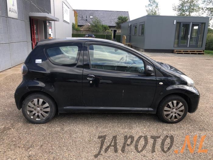 Toyota Aygo 1.0 12V VVT-i Sloopvoertuig (2010, Zwart)