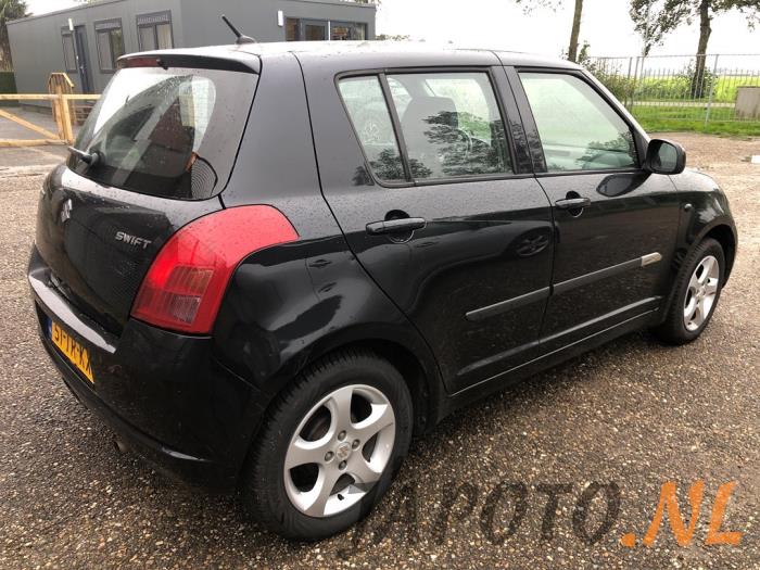 Suzuki Swift 1.3 VVT 16V Sloopvoertuig (2007, Zwart)