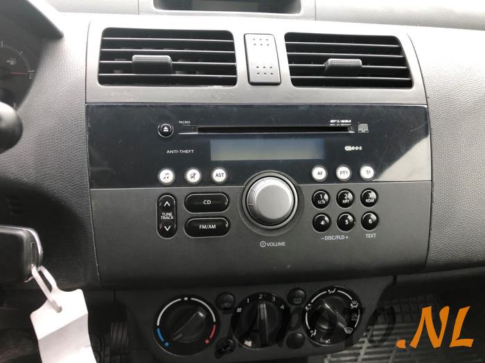 Suzuki Swift 1.3 VVT 16V Sloopvoertuig (2007, Zwart)