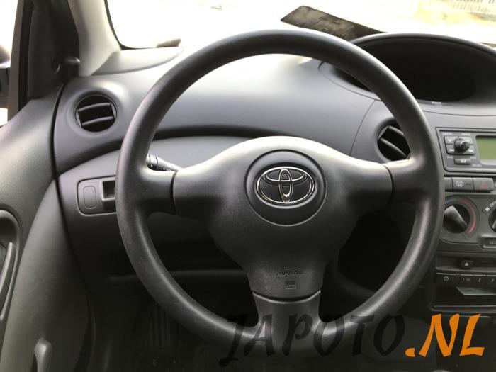 Toyota Yaris 1.0 16V VVT-i Sloopvoertuig (2004, Grijs)
