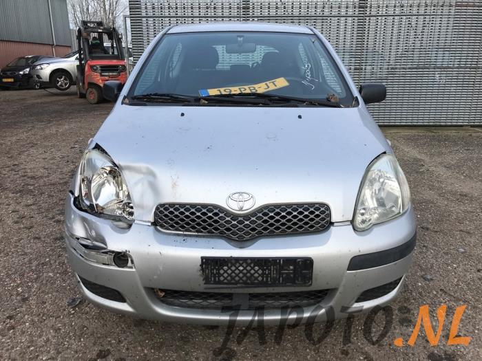 Toyota Yaris 1.0 16V VVT-i Sloopvoertuig (2004, Grijs)