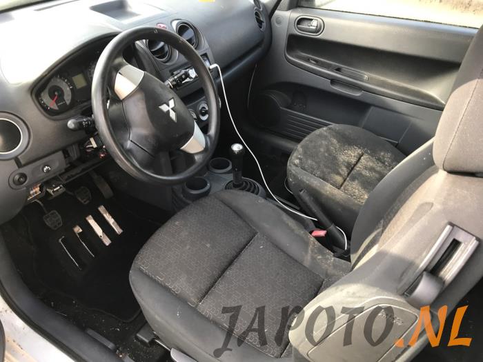 Mitsubishi Colt 1.1 12V Sloopvoertuig (2009, Wit)