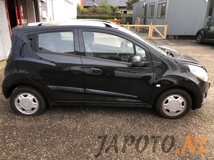 Chevrolet Spark 1.0 16V Bifuel Sloopvoertuig (2012, Zwart)