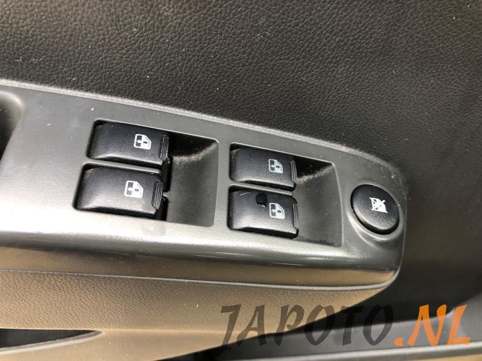 Chevrolet Spark 1.0 16V Bifuel Sloopvoertuig (2012, Zwart)