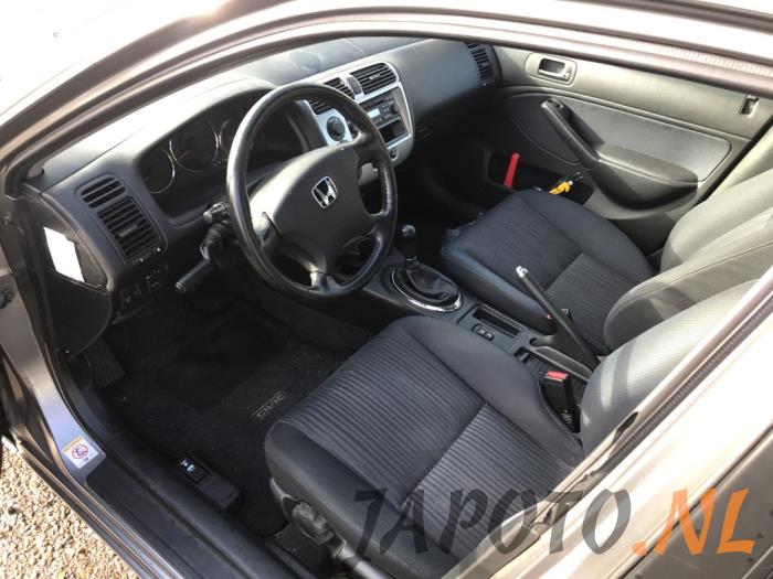 Honda Civic 1.3 16V VTEC-i IMA Sloopvoertuig (2004, Grijs)