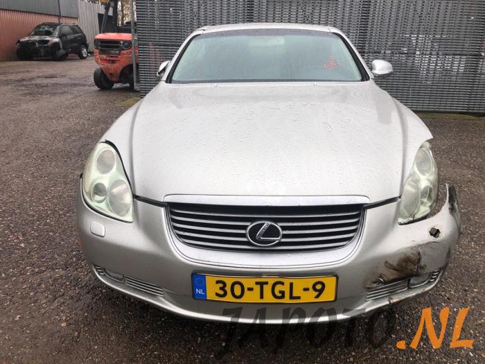 Lexus SC 430 4.3i 32V VVT-i Sloopvoertuig (2002, Grijs)
