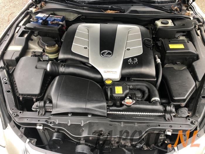 Lexus SC 430 4.3i 32V VVT-i Sloopvoertuig (2002, Grijs)