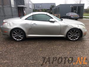Lexus SC 430 4.3i 32V VVT-i Sloopvoertuig (2002, Grijs)