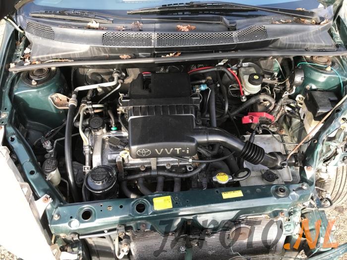 Toyota Yaris 1.0 16V VVT-i Sloopvoertuig (2000, Groen)