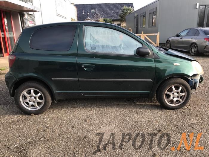 Toyota Yaris 1.0 16V VVT-i Sloopvoertuig (2000, Groen)
