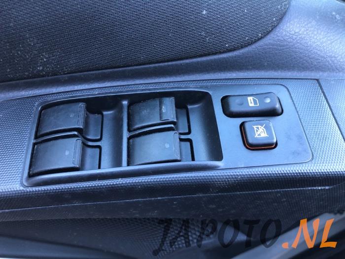 Toyota Corolla Verso 1.6 16V VVT-i Sloopvoertuig (2007, Grijs)