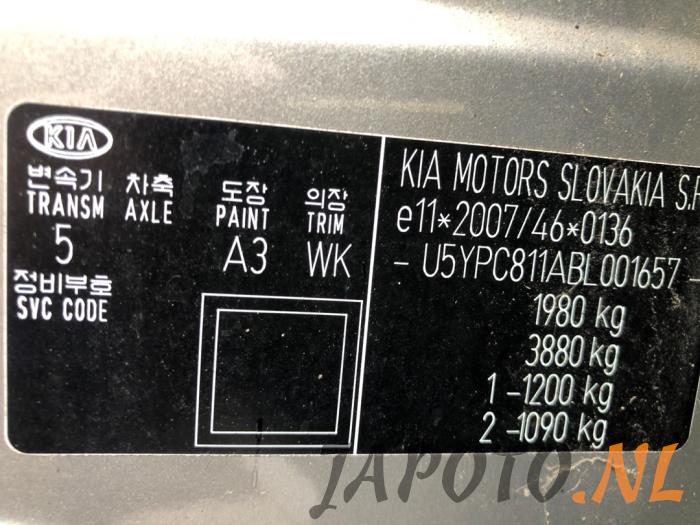 Kia Sportage 2.0 CVVT 16V 4x2 Sloopvoertuig (2011, Metallic, Grijs)