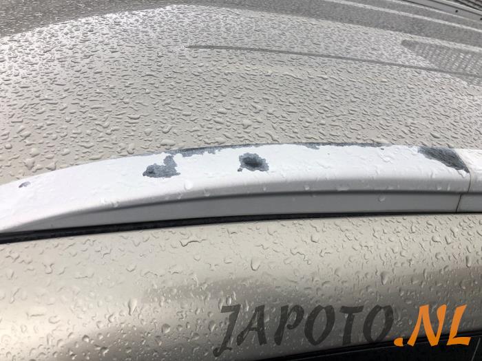 Kia Sportage 2.0 CVVT 16V 4x2 Sloopvoertuig (2011, Metallic, Grijs)