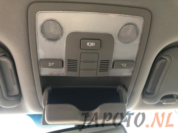 Kia Sportage 2.0 CVVT 16V 4x2 Sloopvoertuig (2011, Metallic, Grijs)