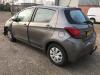 Toyota Yaris III 1.0 12V VVT-i Sloopvoertuig (2016, Grijs)