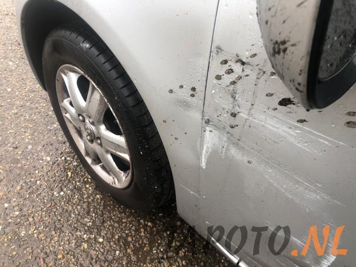 Toyota iQ 1.0 12V VVT-i Sloopvoertuig (2010, Grijs)