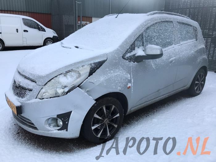 Chevrolet Spark 1.0 16V Bifuel Sloopvoertuig (2011, Grijs)