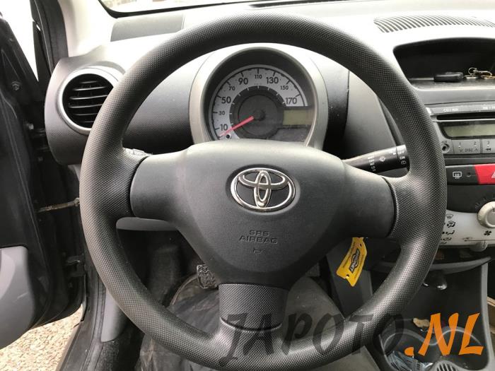 Toyota Aygo 1.0 12V VVT-i Sloopvoertuig (2009, Grijs)