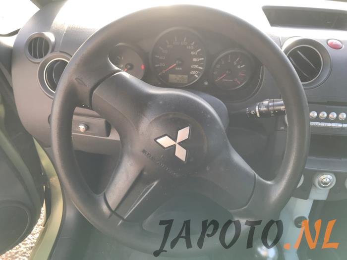 Mitsubishi Colt 1.3 16V Sloopvoertuig (2006, Groen)