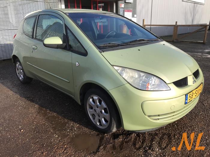 Mitsubishi Colt 1.3 16V Sloopvoertuig (2006, Groen)
