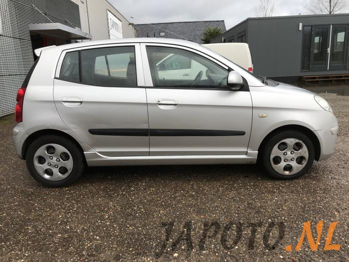 Kia Picanto 1.1 12V Sloopvoertuig (2009, Grijs)