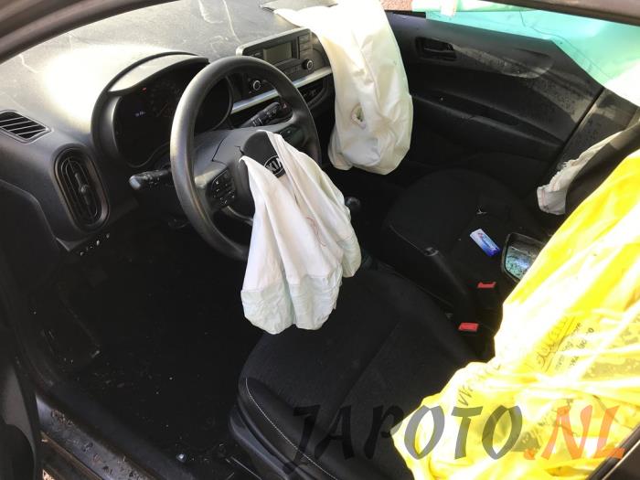 Kia Picanto 1.0 12V Sloopvoertuig (2018, Grijs)