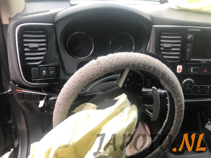 Mitsubishi Outlander 2.0 16V PHEV 4x4 Sloopvoertuig (2013, Grijs)