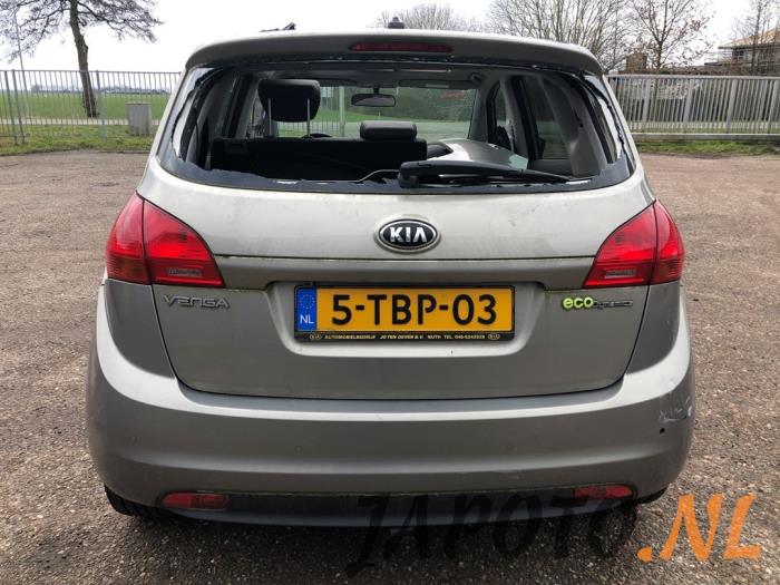 Kia Venga 1.4 CVVT 16V Sloopvoertuig (2014, Metallic, Grijs)
